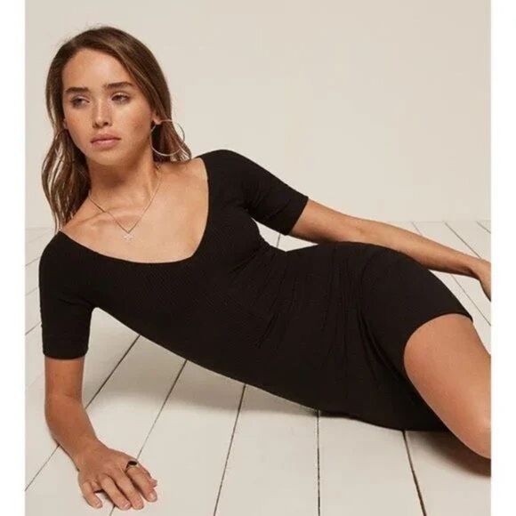 ✨Reformation Cuba Dress✨ - Picture 6 of 7